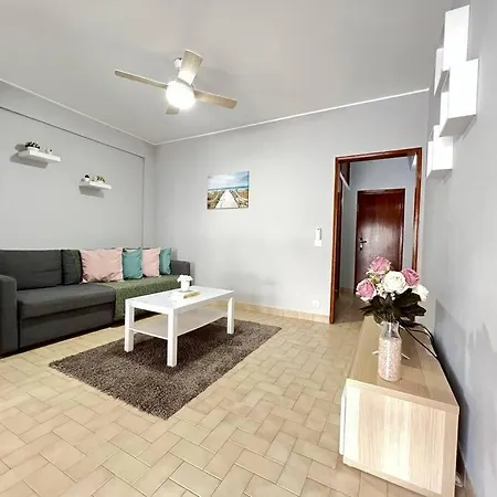 Apartman Aconchegante T1 A 50 M Da Praia. Armação de Pêra